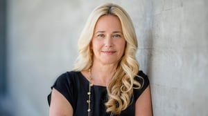 GR136 Headshots 2560x1440 Lorna Borenstein